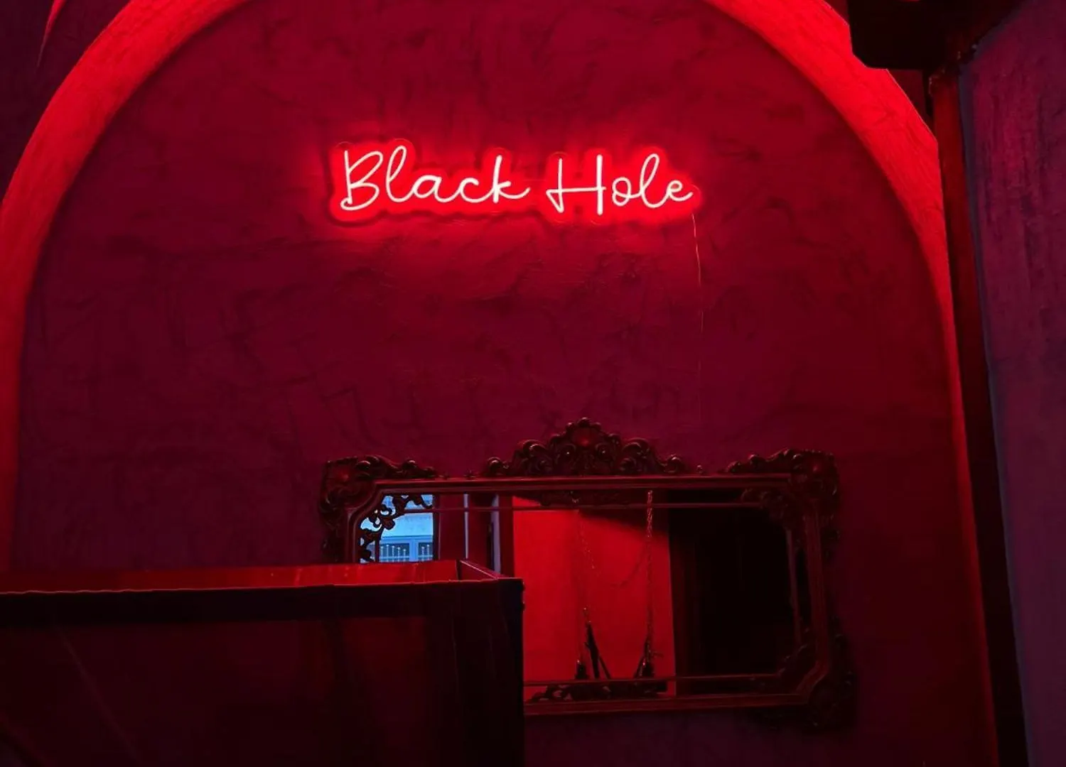 Black Hole Rooms Catane