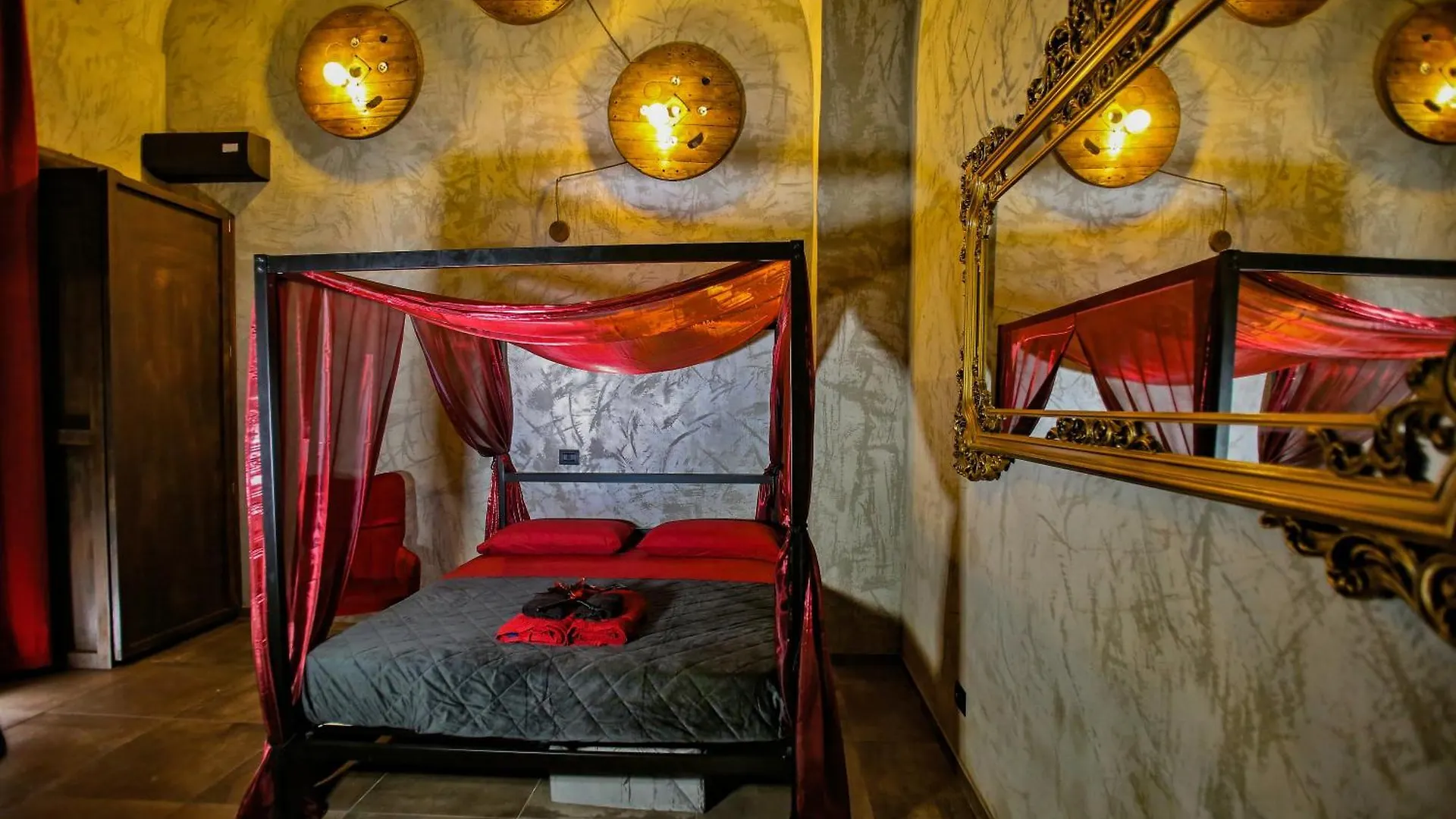 Black Hole Rooms Catane Italie