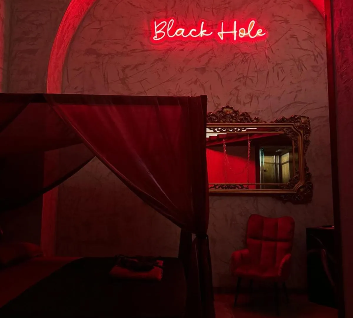 Black Hole Rooms Catane